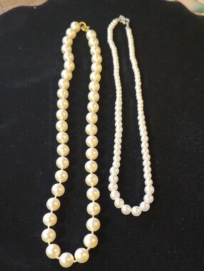 2 Faux Pearl Chockers